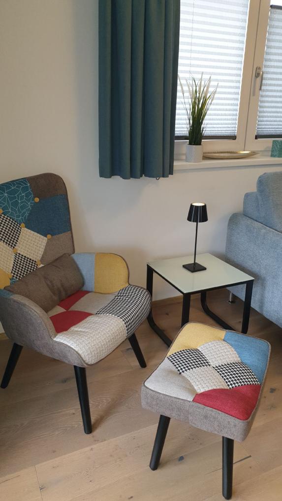 AT Wohnzimmer Sessel
